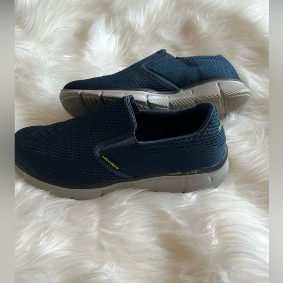 Men’s Skechers size 9.5 - Picture 4 of 7